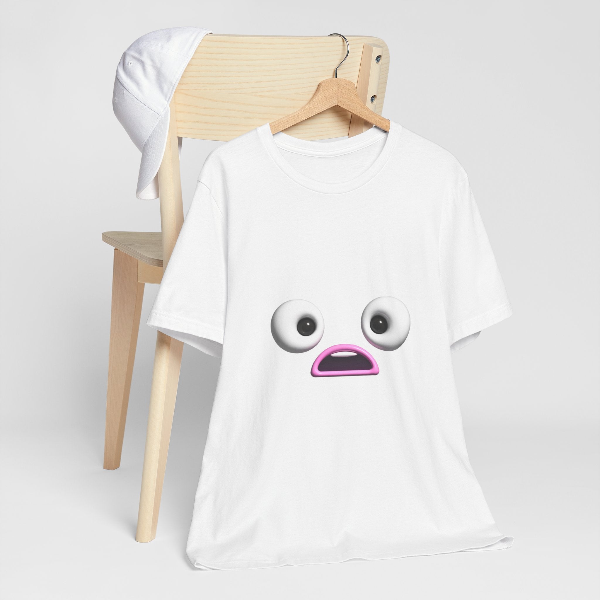 Shocked Face Expression Emoji Face Cute T-Shirt — Funny Minimal Mood Graphic Tee