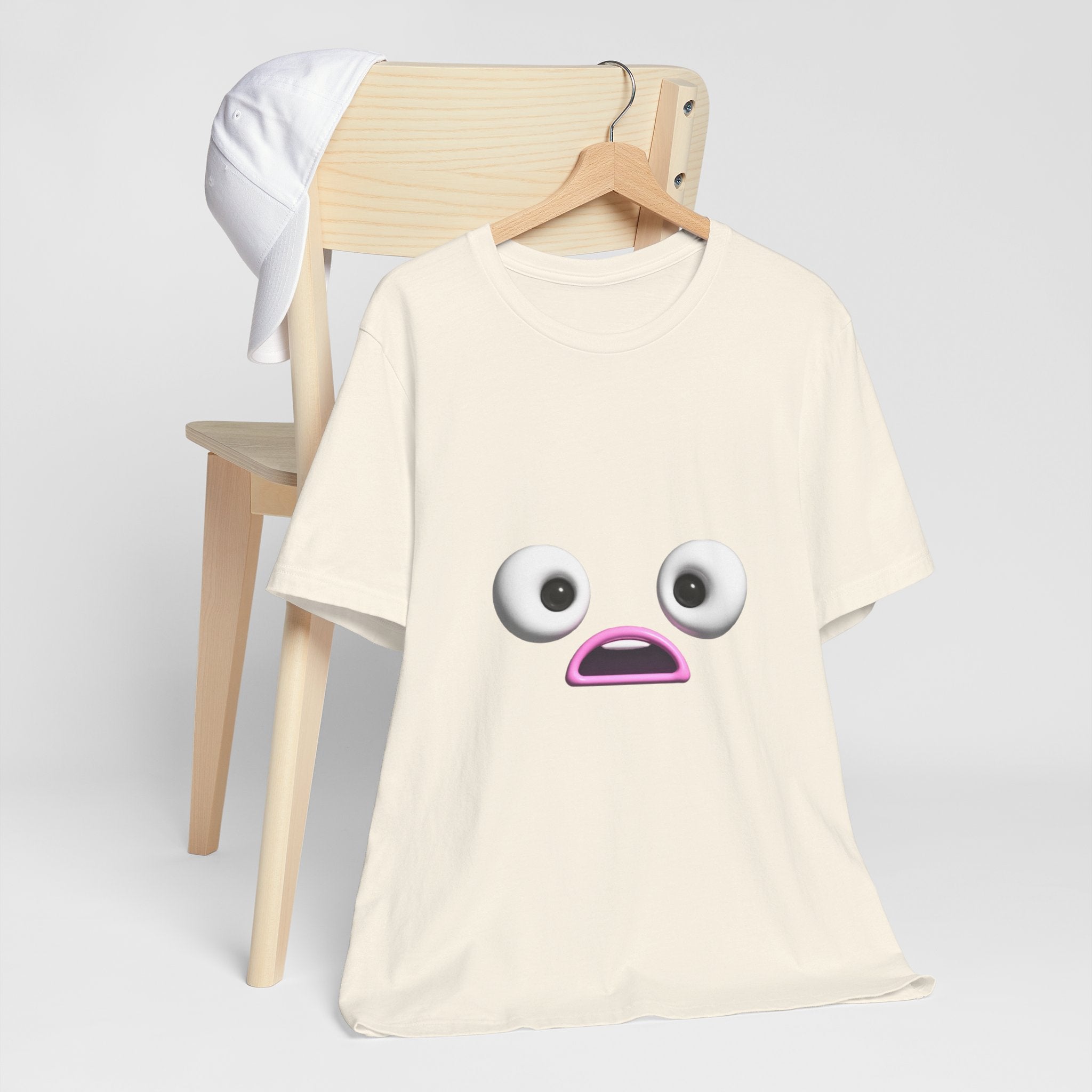 Shocked Face Expression Emoji Face Cute T-Shirt — Funny Minimal Mood Graphic Tee